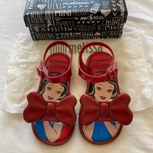 NIB mini Melissa Snow White Sandals